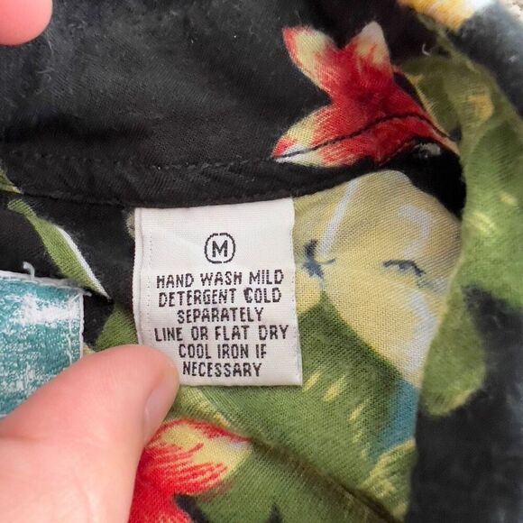 Pineapple Moon Hawaiian Floral Print Shirt size medium - Picture 5 of 6